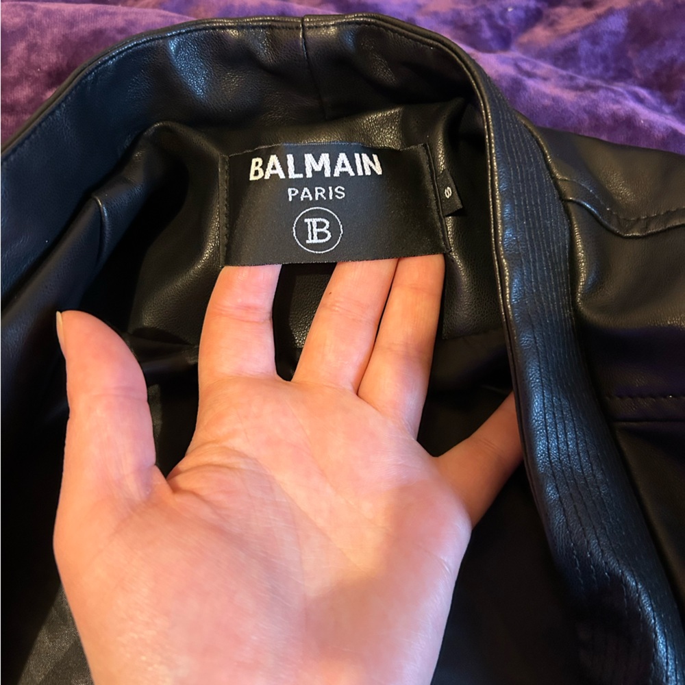 Balmain Black Leather Jacket with Gold Accent - Picture 4 of 4
